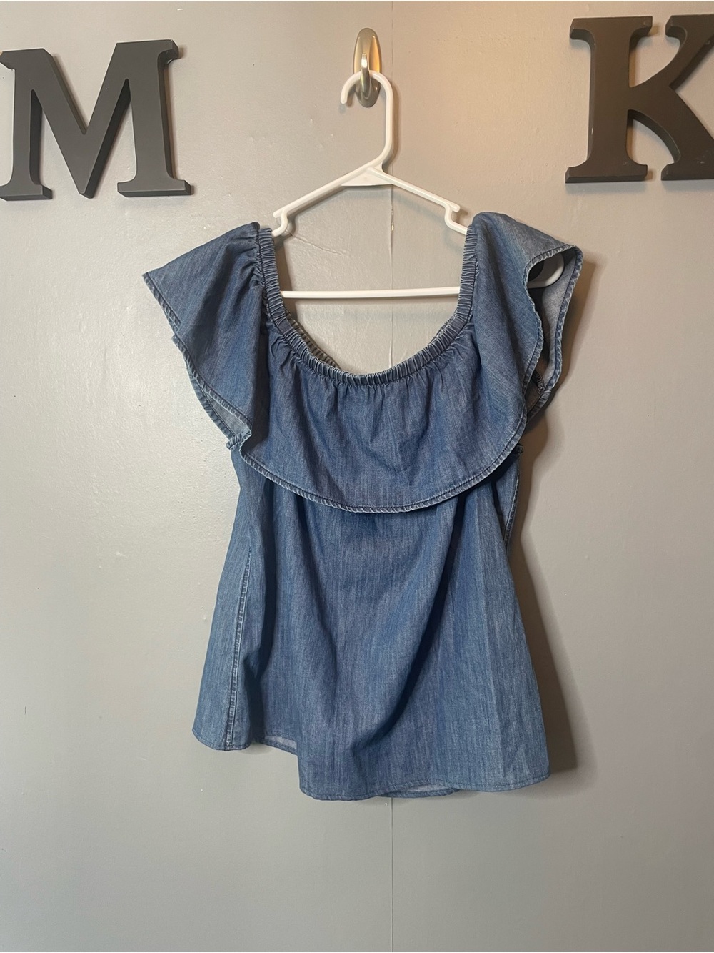 White House Black Market Chambray Off-the-Shoulder Top Small